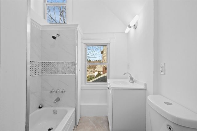 359 Hartford, Bellingham, MA 02019