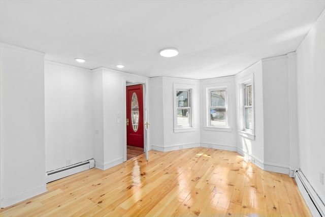 359 Hartford, Bellingham, MA 02019