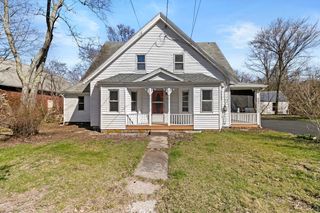 359 Hartford, Bellingham, MA 02019