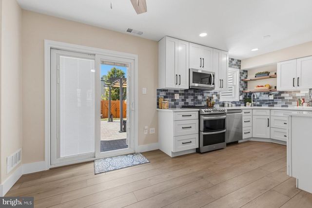6028 SWEET DALE CT, Springfield, VA 22152
