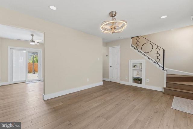 6028 SWEET DALE CT, Springfield, VA 22152