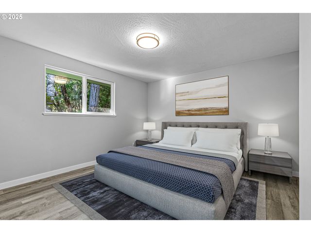 387 CIENAGA Ln, Grants Pass, OR 97526