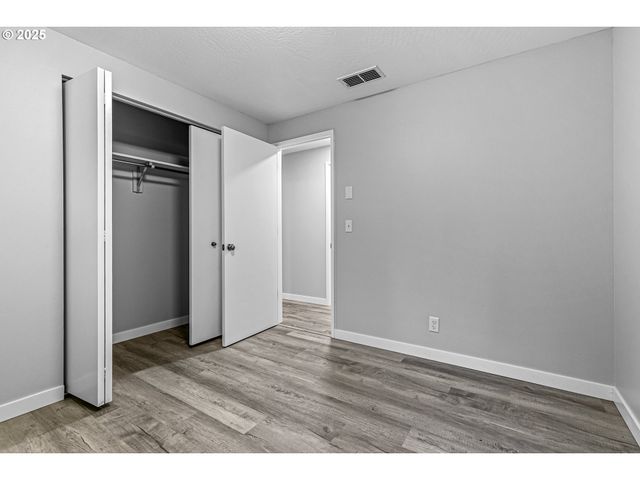 387 CIENAGA Ln, Grants Pass, OR 97526