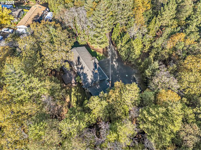 387 CIENAGA Ln, Grants Pass, OR 97526