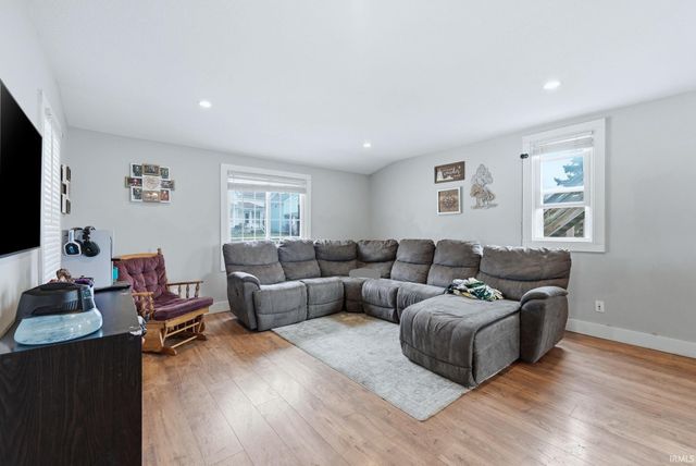 315 N Walnut Street, Columbia City, IN 46725