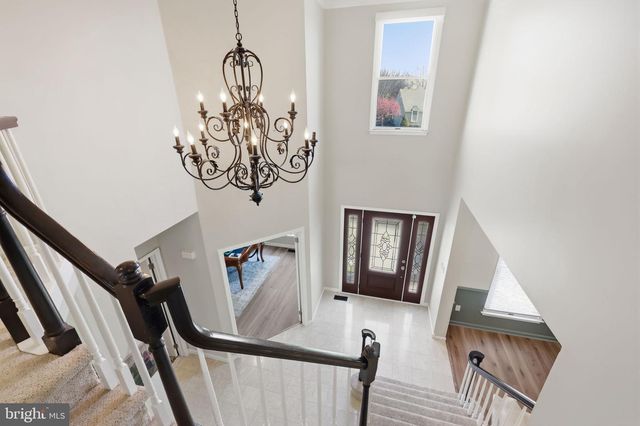 1413 RIDGEWOOD LN, Newtown, PA 18940