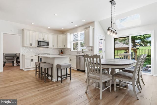 1413 RIDGEWOOD LN, Newtown, PA 18940