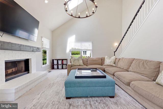 1413 RIDGEWOOD LN, Newtown, PA 18940