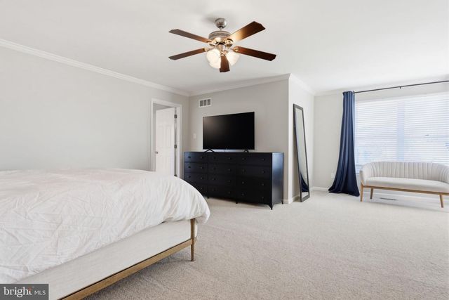 1413 RIDGEWOOD LN, Newtown, PA 18940