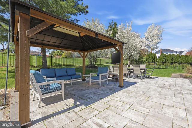 1413 RIDGEWOOD LN, Newtown, PA 18940