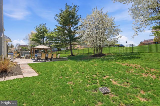 1413 RIDGEWOOD LN, Newtown, PA 18940