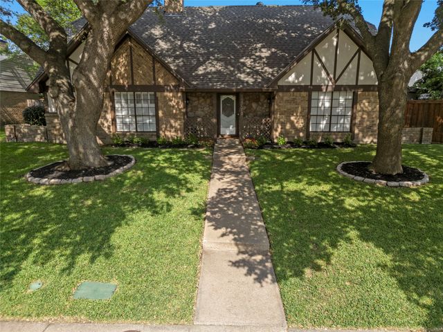 12708 Whispering Hills Drive, Dallas, TX 75243