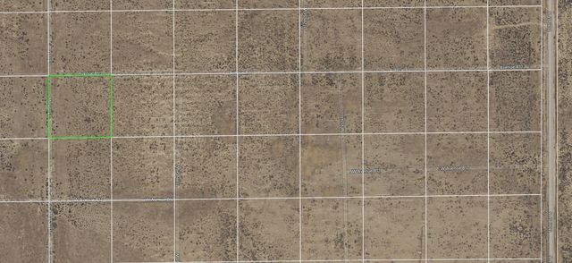 11500 W Avenue B10, Lancaster, CA 93536