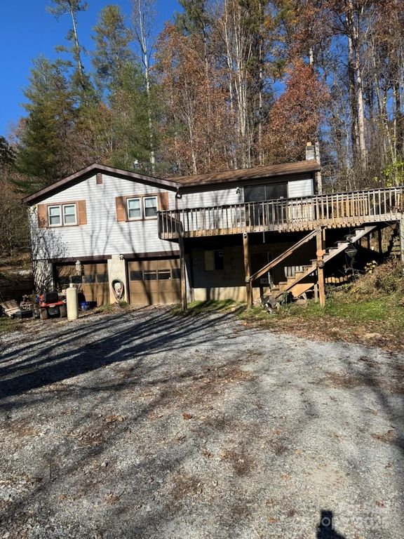 90 Buchanan Drive, Fletcher, NC 28732