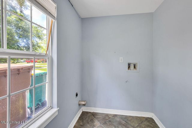 20091 Lovers Lane, Long Beach, MS 39560