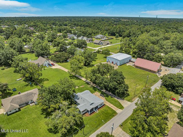 20091 Lovers Lane, Long Beach, MS 39560