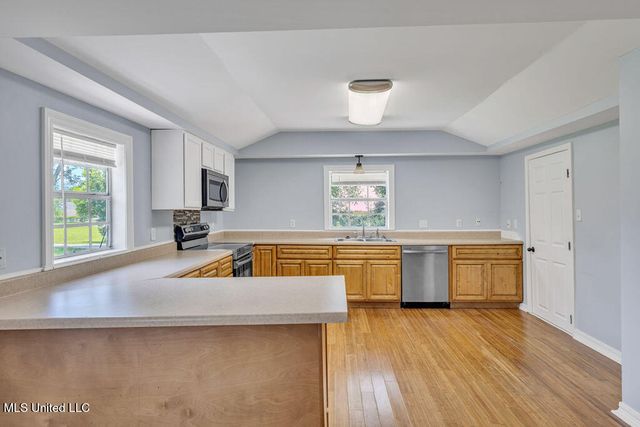 20091 Lovers Lane, Long Beach, MS 39560