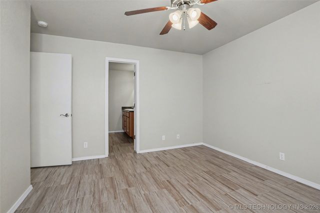 92 W Fairlane Place, Sapulpa, OK 74066