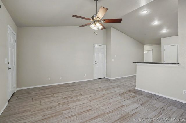 92 W Fairlane Place, Sapulpa, OK 74066