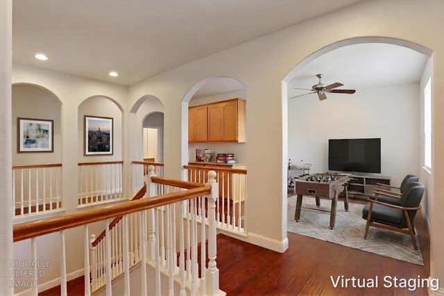 574 Mustang Dr, Oakdale, CA 95361