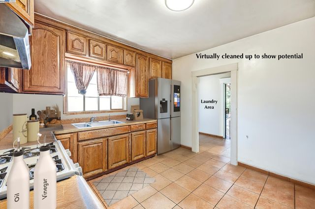 2309 High St, Oakland, CA 94601