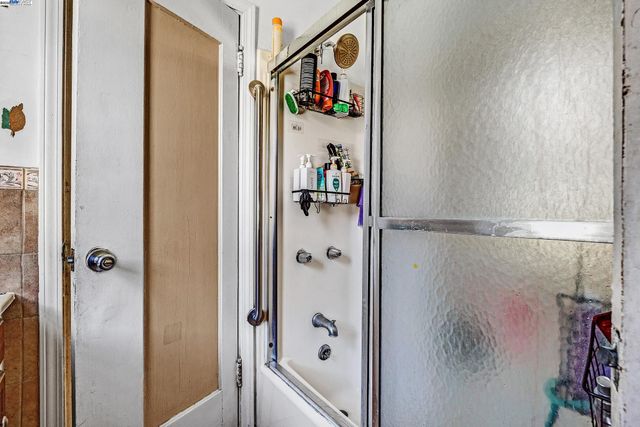 2309 High St, Oakland, CA 94601