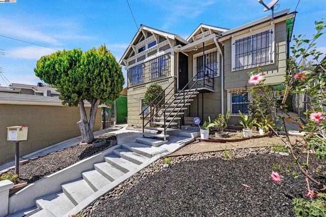 2309 High St, Oakland, CA 94601