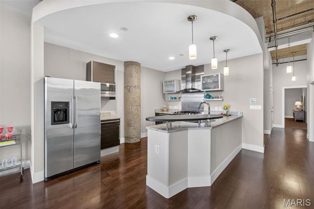 4100 Forest Park Avenue 414, St Louis, MO 63108