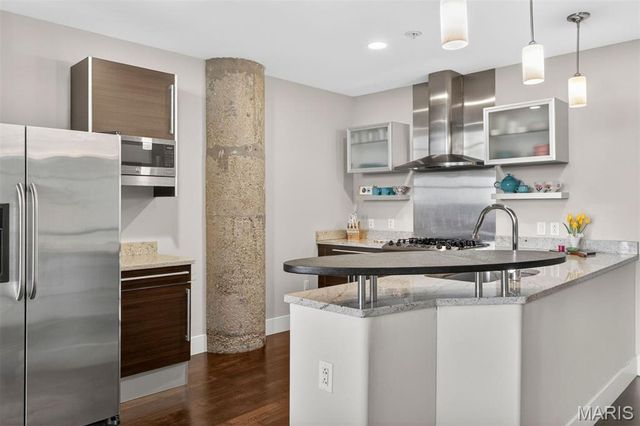 4100 Forest Park Avenue 414, St Louis, MO 63108