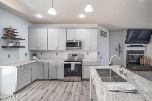 11493 E TURQUOISE Circle, Dewey, AZ 86327