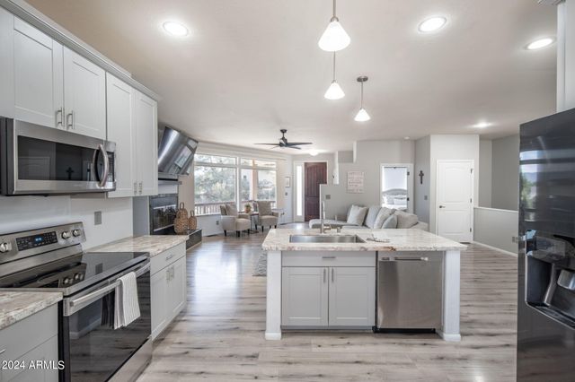 11493 E TURQUOISE Circle, Dewey, AZ 86327