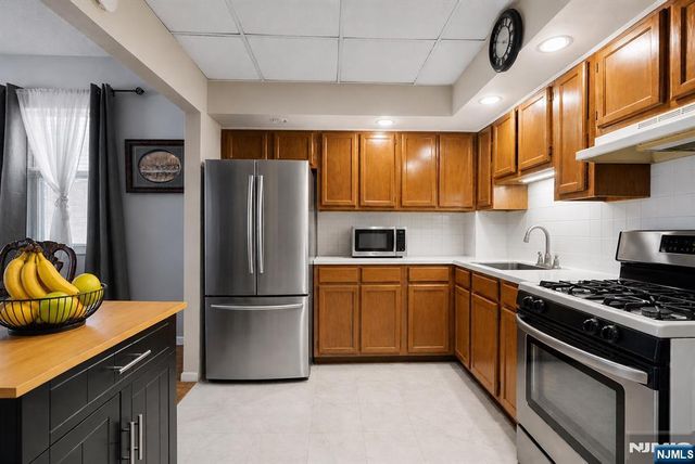 9123 Newkirk Avenue, North Bergen, NJ 07047