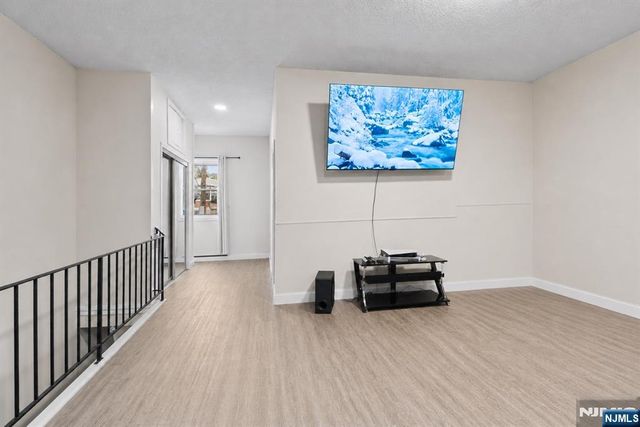 9123 Newkirk Avenue, North Bergen, NJ 07047
