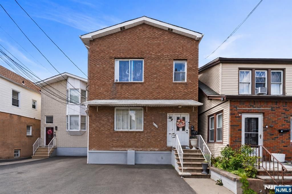 9123 Newkirk Avenue, North Bergen, NJ 07047
