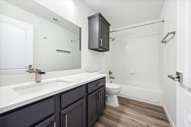 3303 Wickham LN, Austin, TX 78725