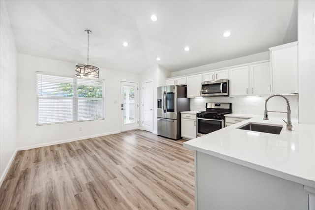 3303 Wickham LN, Austin, TX 78725