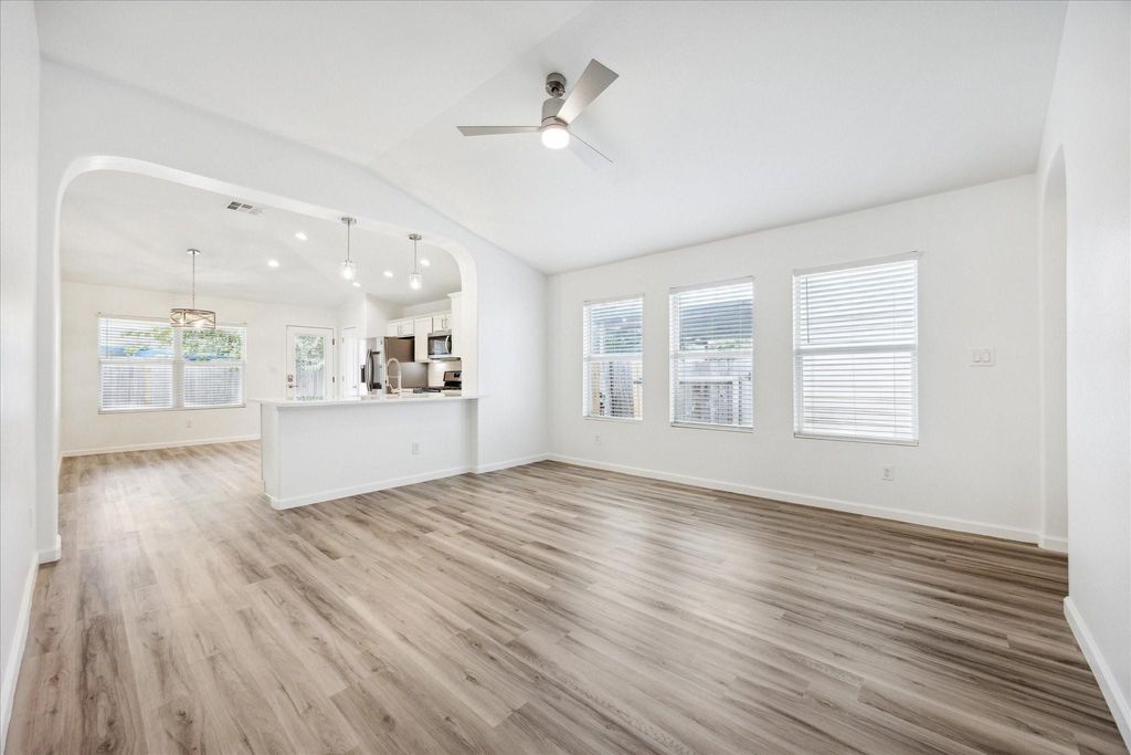 3303 Wickham LN, Austin, TX 78725