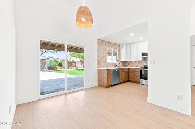 19028 N 45TH Drive, Glendale, AZ 85308