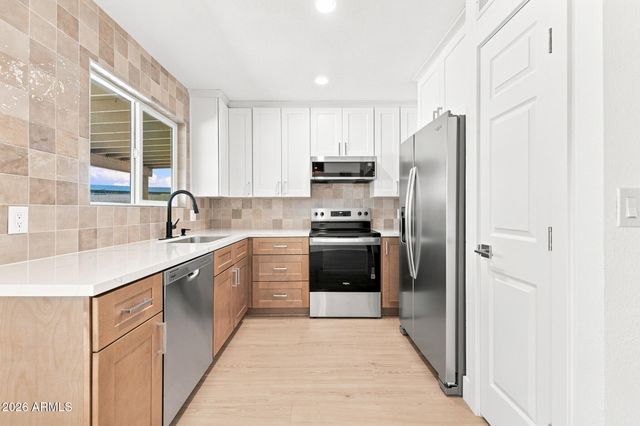 19028 N 45TH Drive, Glendale, AZ 85308