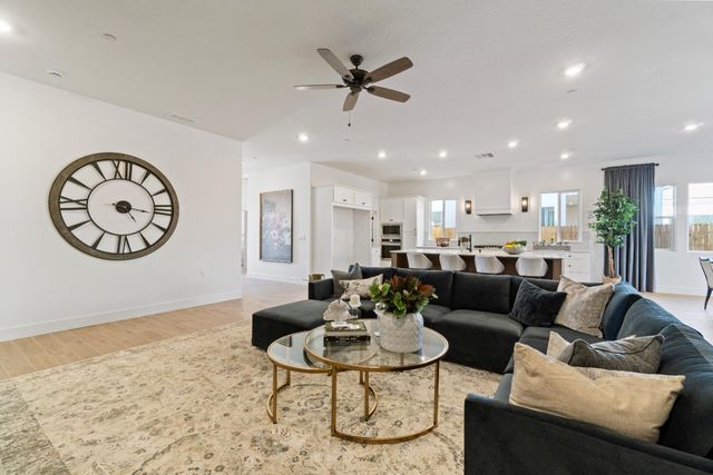 846 Traverse Drive S, Madera, CA 93636