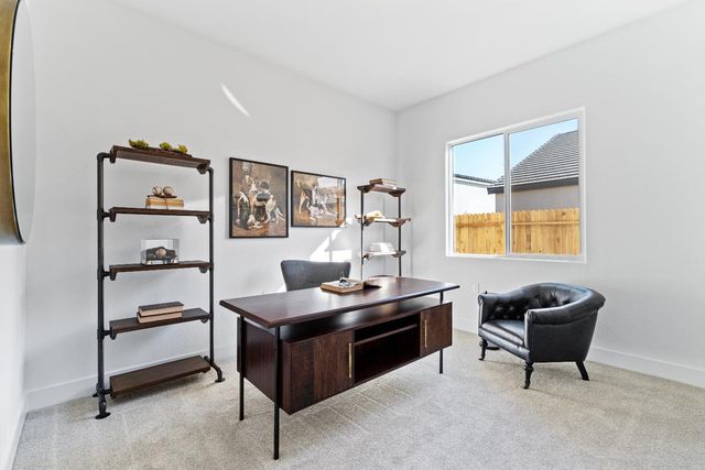 846 Traverse Drive S, Madera, CA 93636