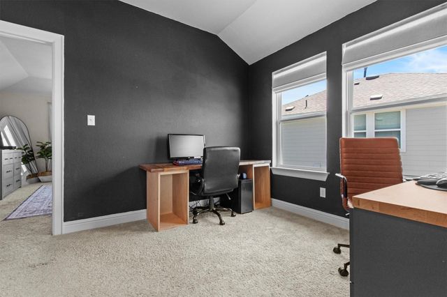 324 Gaida LOOP, Georgetown, TX 78628