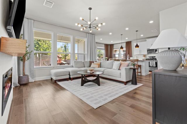 324 Gaida LOOP, Georgetown, TX 78628