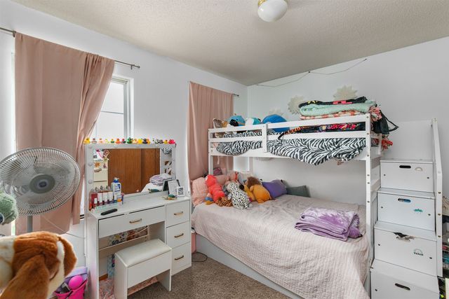 304 E 14th Place, Indianola, IA 50125