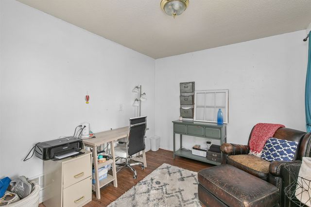 304 E 14th Place, Indianola, IA 50125