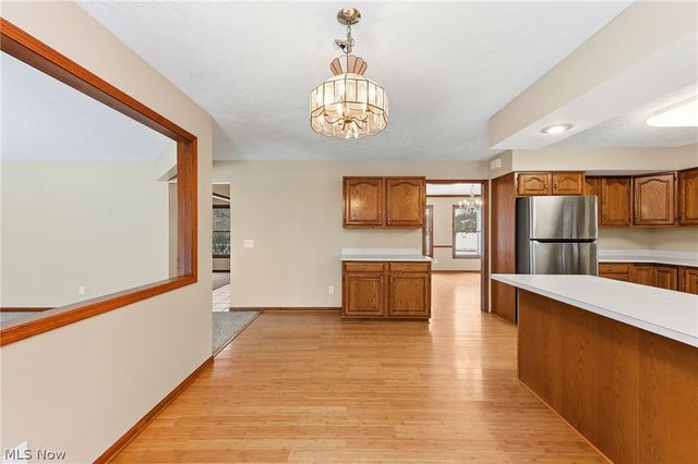 6269 Tourelle Drive, Highland Heights, OH 44143