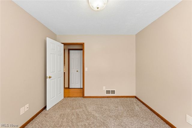 6269 Tourelle Drive, Highland Heights, OH 44143