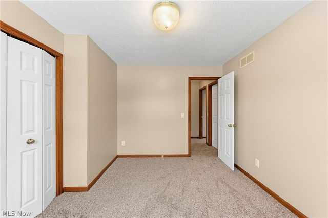 6269 Tourelle Drive, Highland Heights, OH 44143