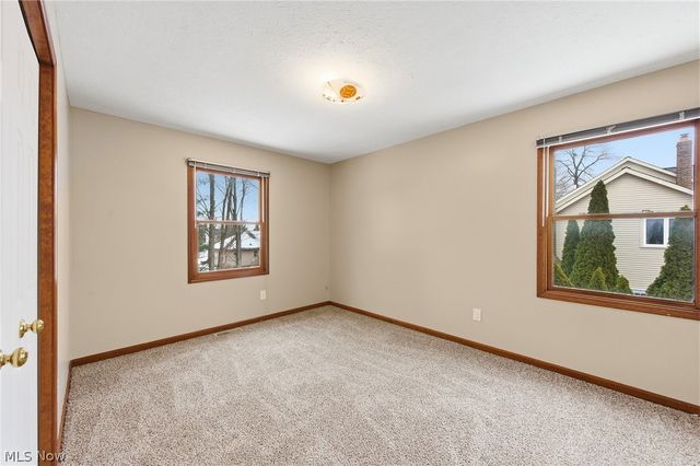 6269 Tourelle Drive, Highland Heights, OH 44143