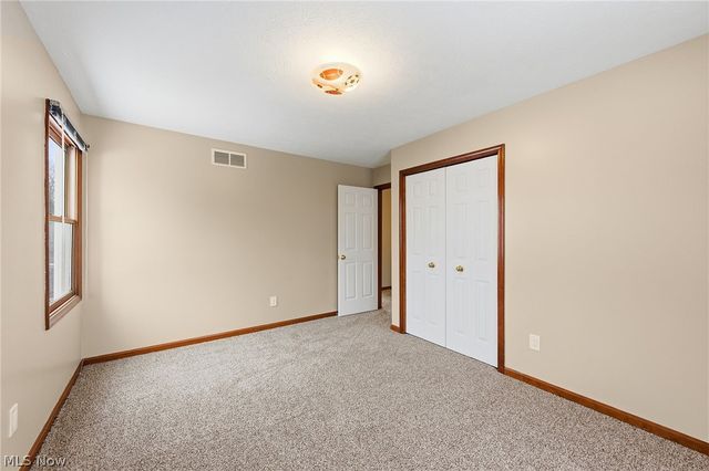 6269 Tourelle Drive, Highland Heights, OH 44143